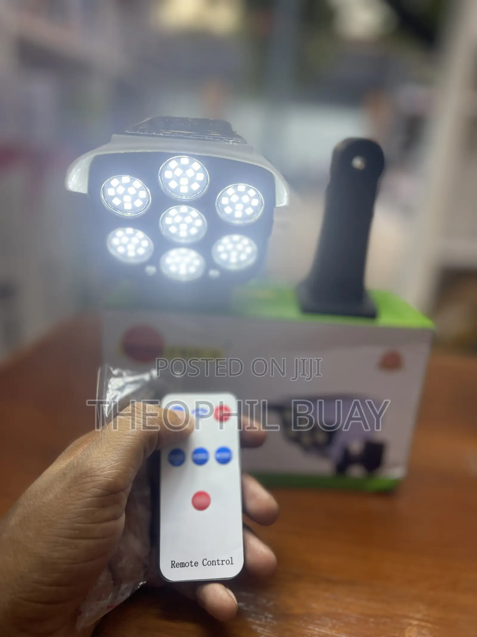 Sunafrica Solar Sensor Light With Remote