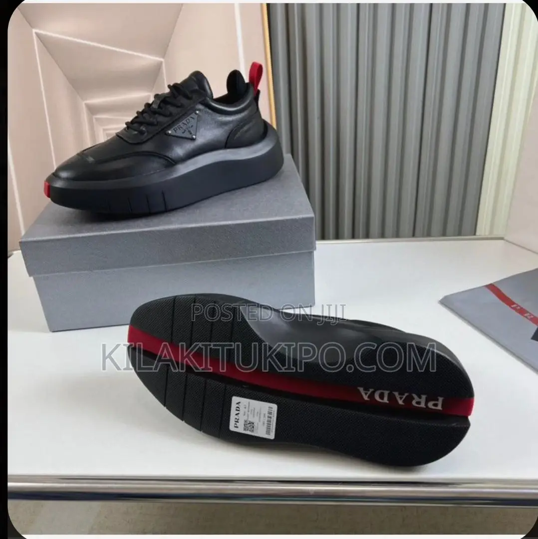 PRADA Original Sneaker