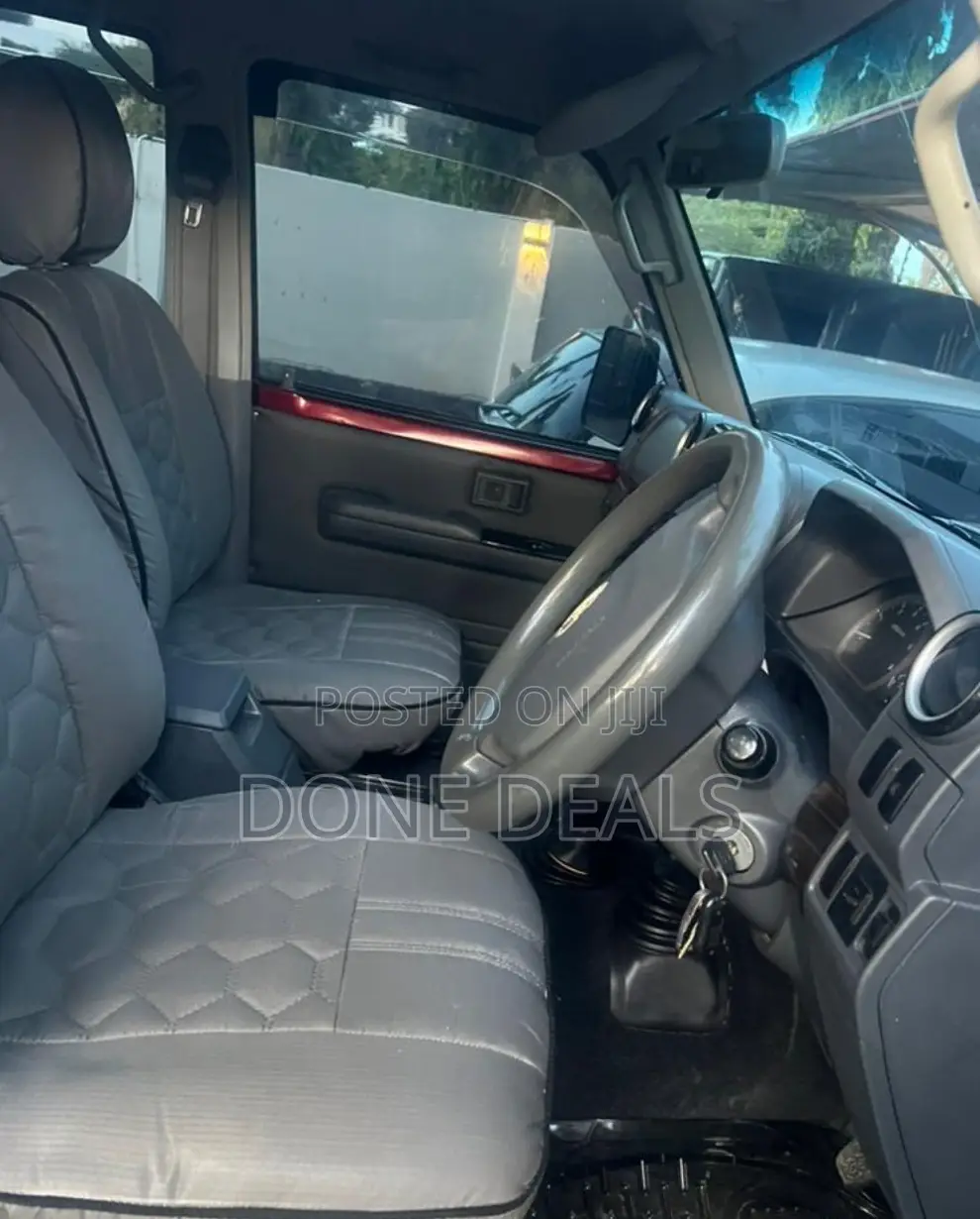 Toyota Land Cruiser 2010 Purple