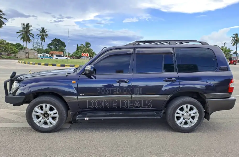 Toyota Land Cruiser 2001 Blue