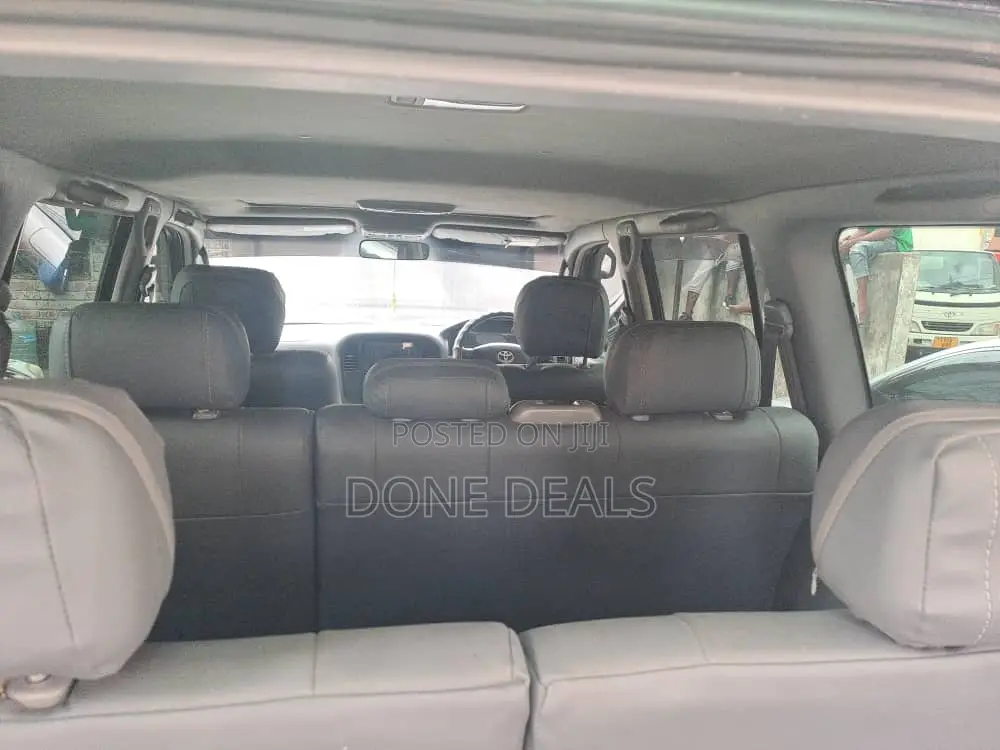 Toyota Land Cruiser 2001 Blue