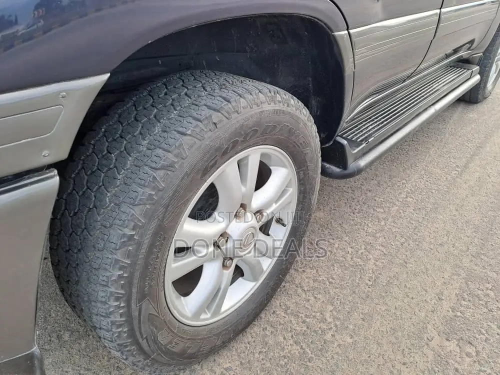 Toyota Land Cruiser 2001 Blue