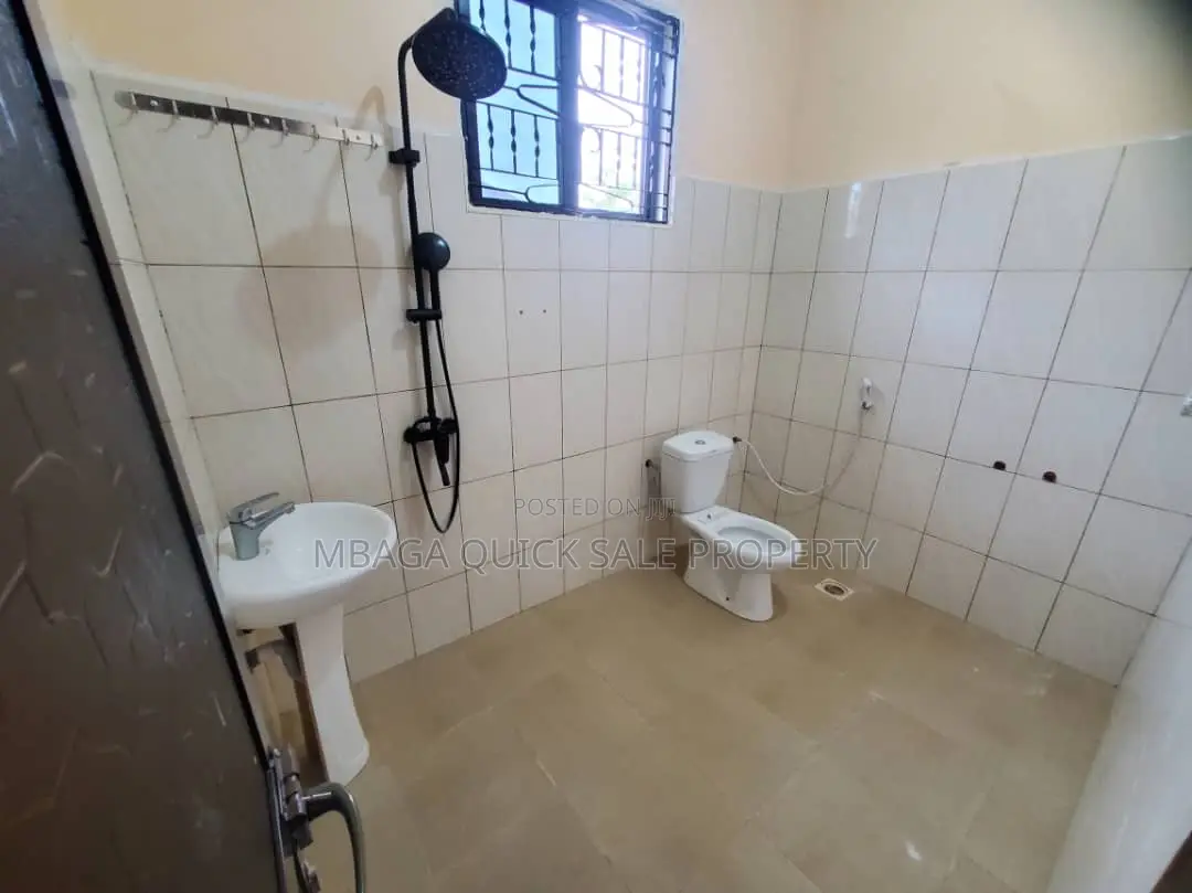 3bdrm House in Mbweni Mpiji for rent