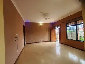 4bdrm House in Dalalipapaatzseven, Kinondoni for sale