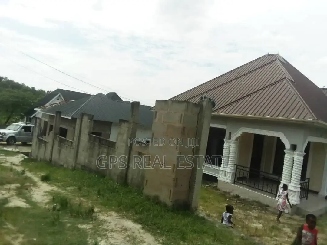 3bdrm House in Kinyerezi, Kinondoni for sale