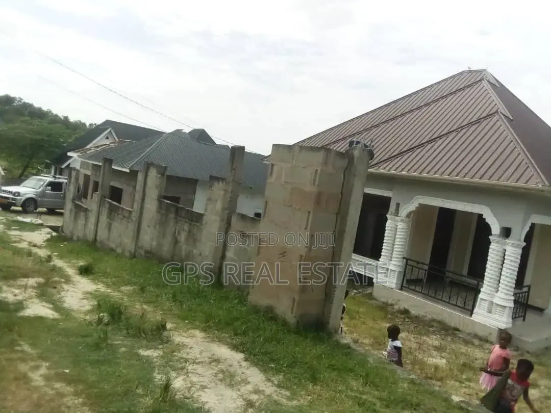 3bdrm House in Kinyerezi, Kinondoni for sale