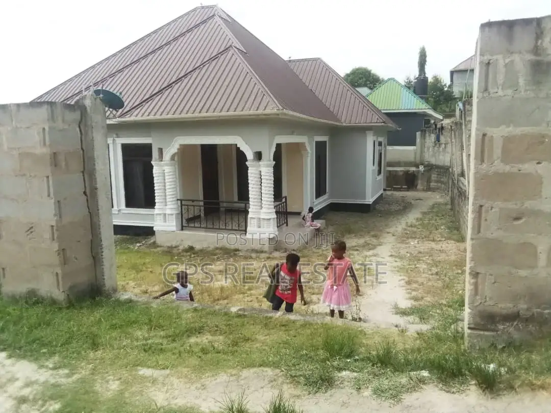 3bdrm House in Kinyerezi, Kinondoni for sale