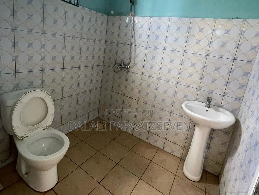 3bdrm House in Dalalipapaatzseven, Kinondoni for rent