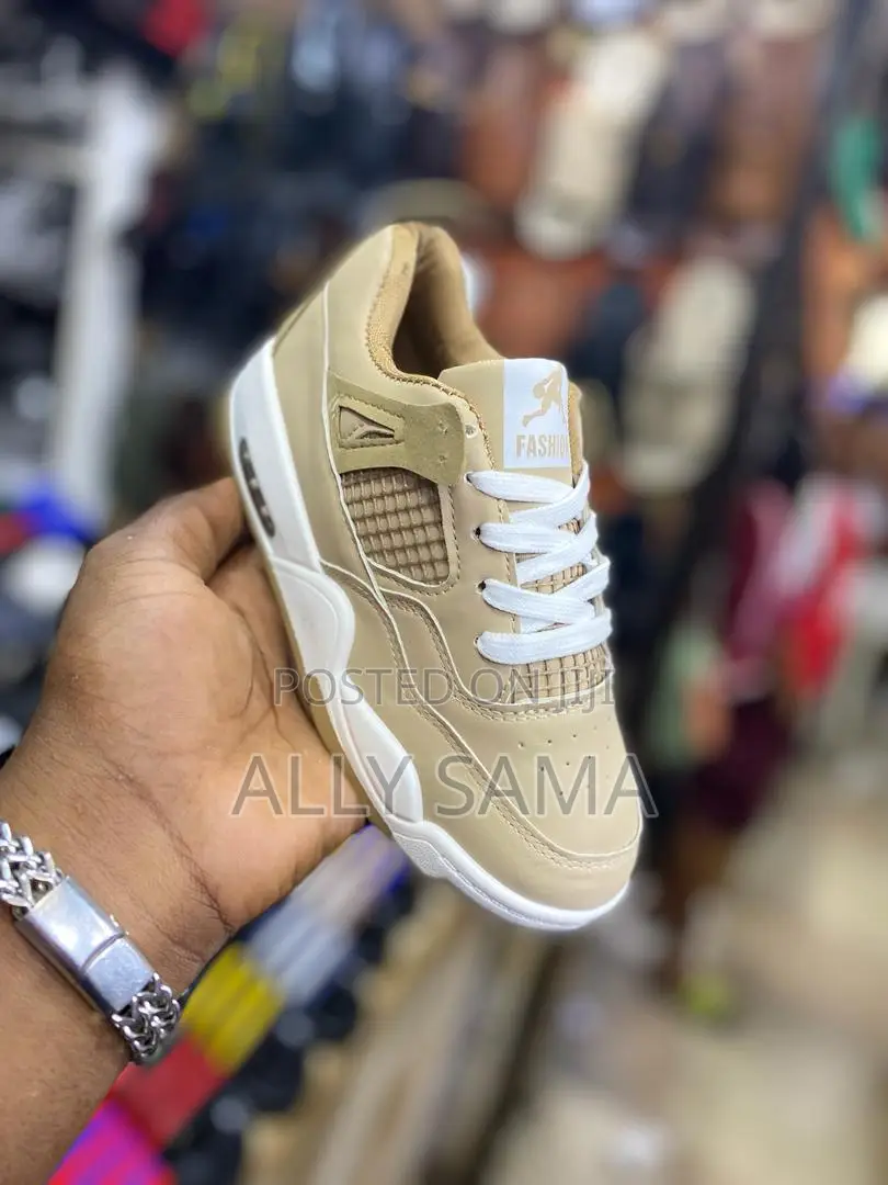 Kids Sneakers Jordan4