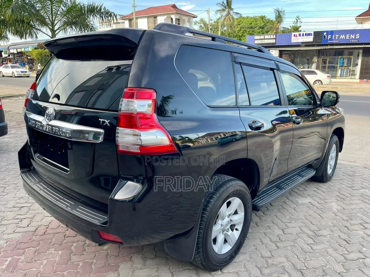 Toyota Land Cruiser 2016 Black