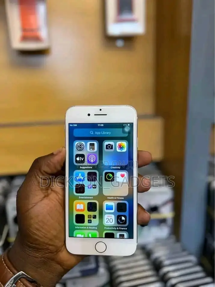Apple iPhone 8 64 GB White