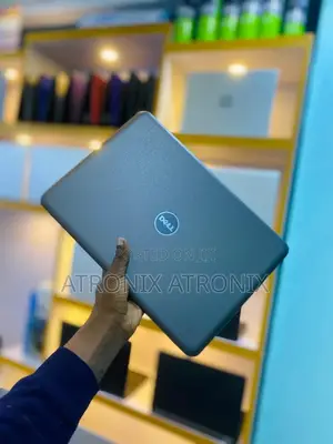 Laptop Dell Latitude 3380 8GB Intel HDD 500GB