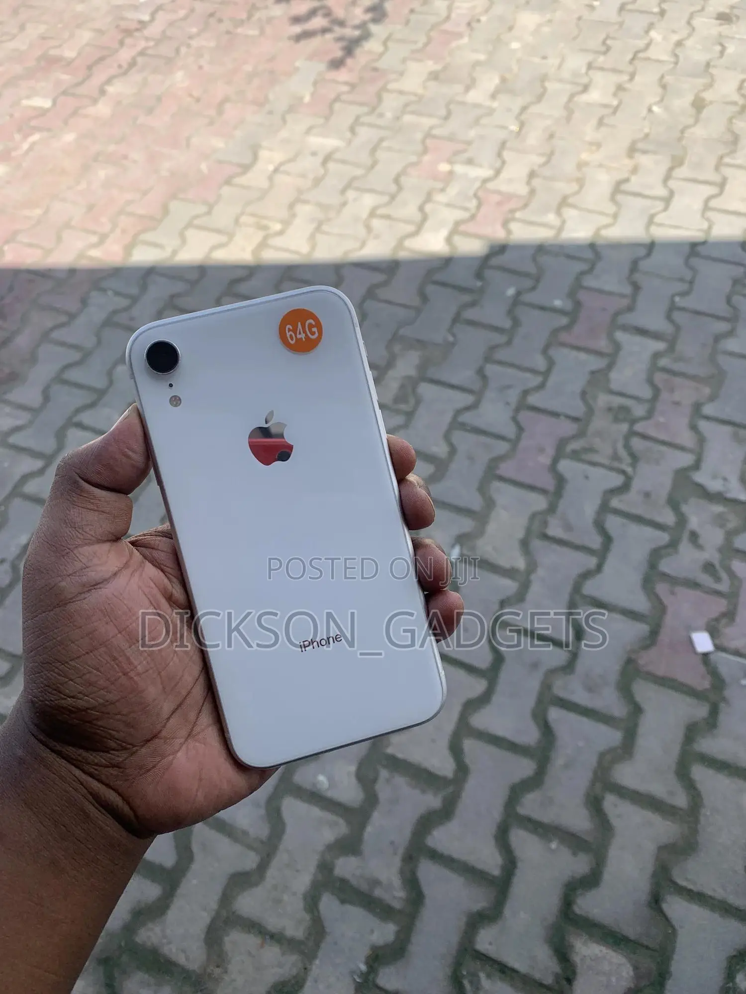 Apple iPhone XR 64 GB White