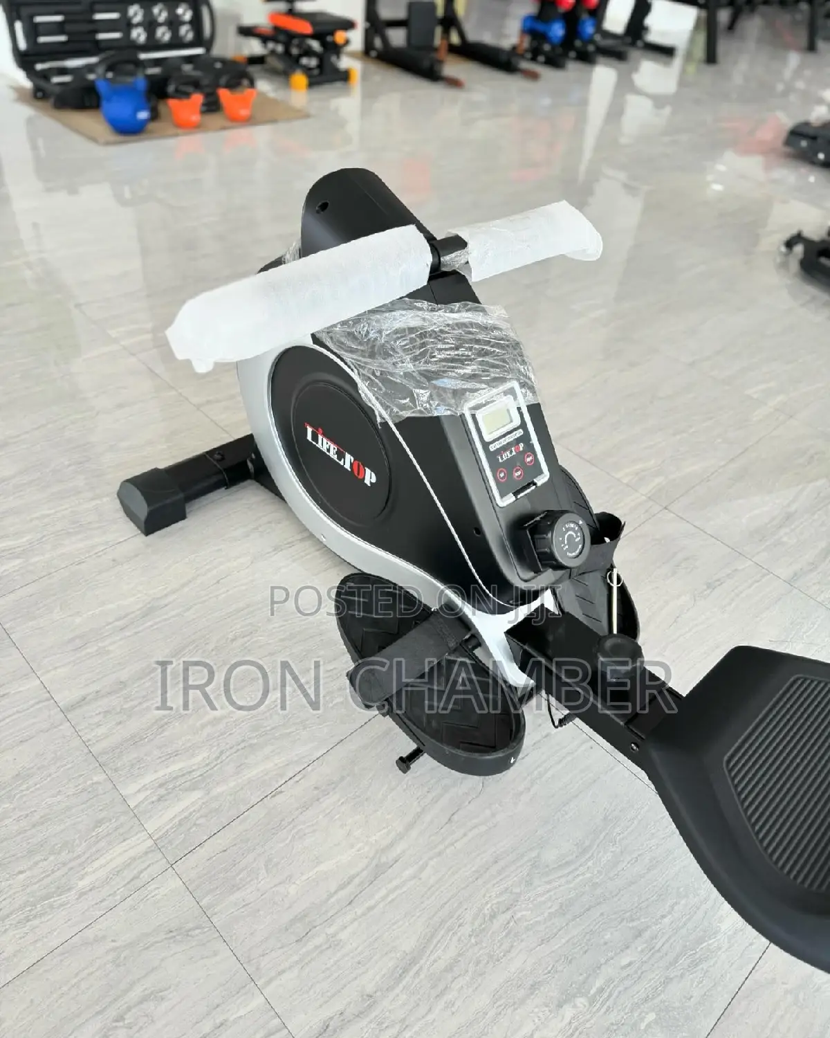 Rowing Machine (Heavy-Duty)