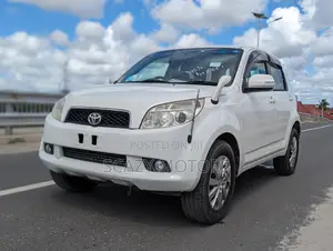 Toyota Rush 2008 White