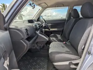 Toyota Corolla Rumion 2011 Gray