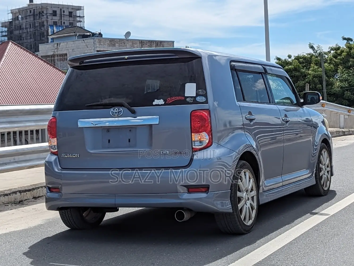 Toyota Corolla Rumion 2011 Gray