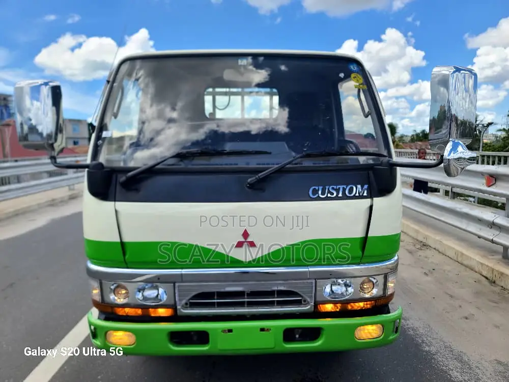 Mitsubishi Canter