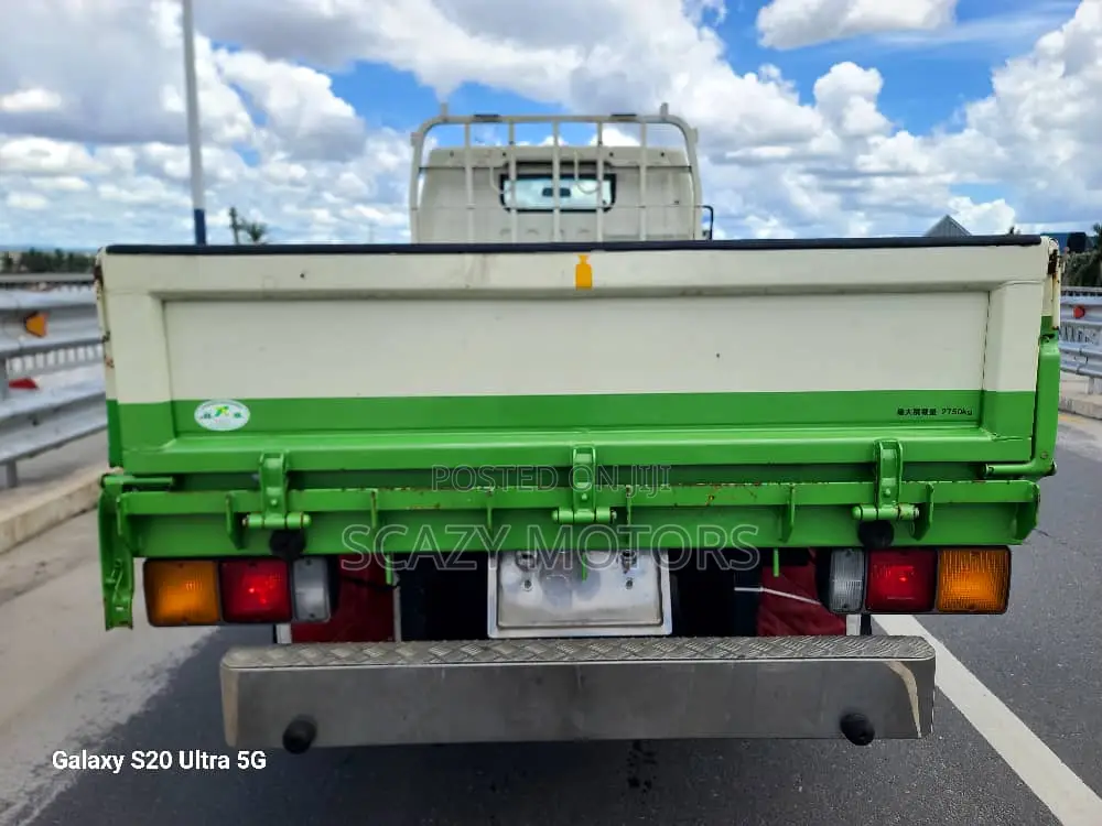Mitsubishi Canter