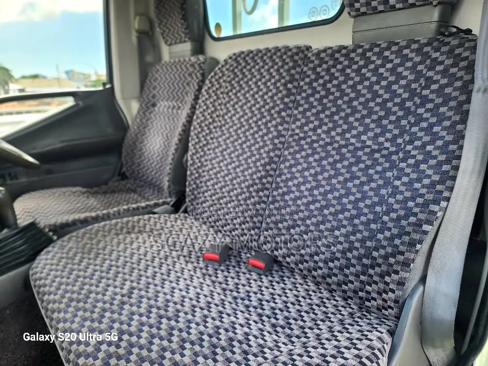 Mitsubishi Canter