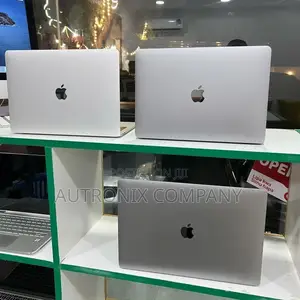 Laptop Apple MacBook Pro 2017 8GB Intel Core I5 SSD 128GB