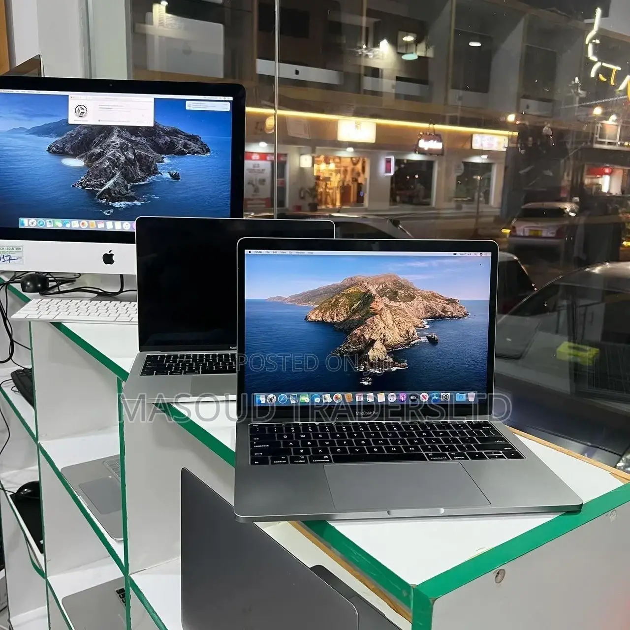 Laptop Apple MacBook Pro 2017 8GB Intel Core I5 SSD 128GB