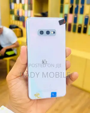 Samsung Galaxy S10e 128 GB White