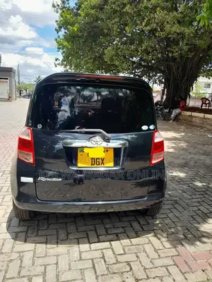 Toyota Ractis 2006 Black