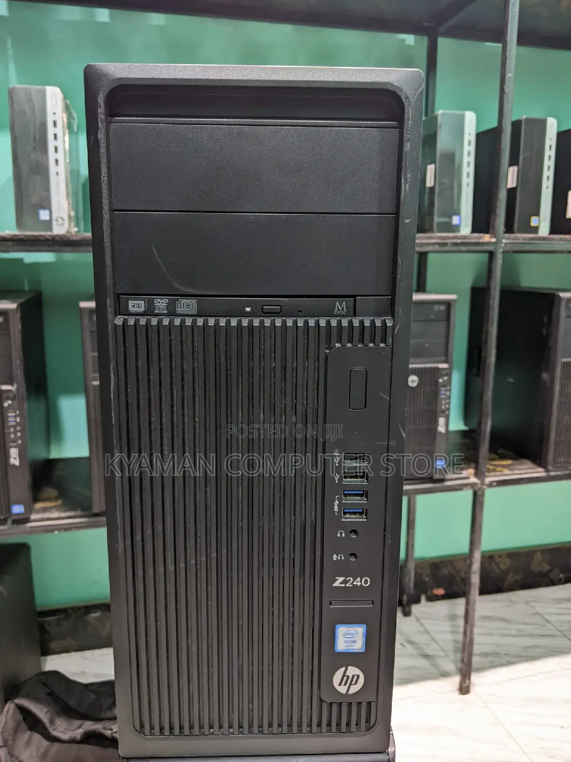 Desktop Computer HP Z240 4GB Intel Xeon HDD 500GB