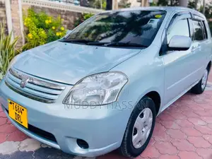 Toyota Raum 2005 Blue