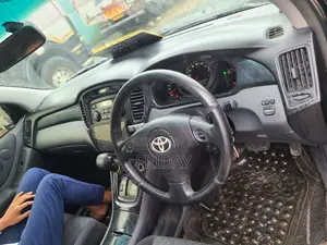 Toyota RAV4 1.8 2005 White