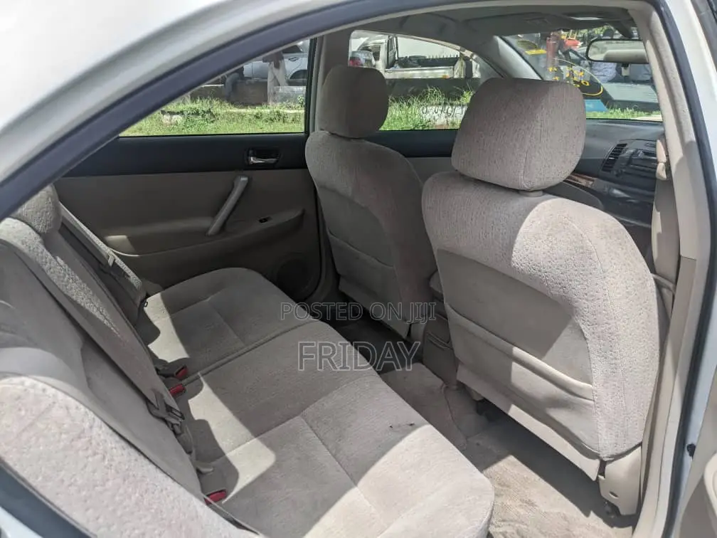 Toyota RAV4 1.8 2005 White