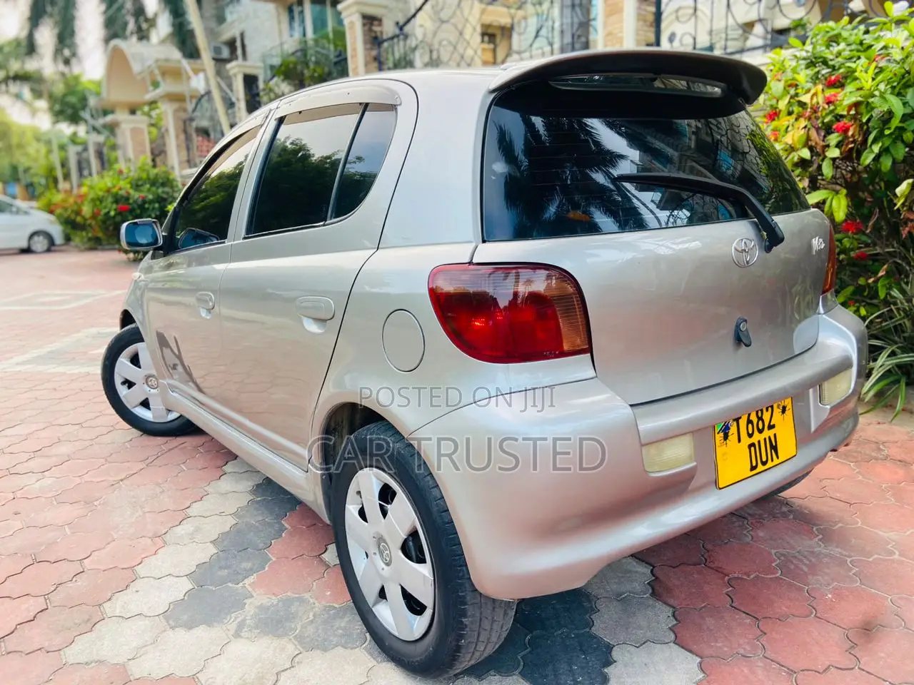 Toyota Vitz 1.5 FWD 3dr 2002 Silver