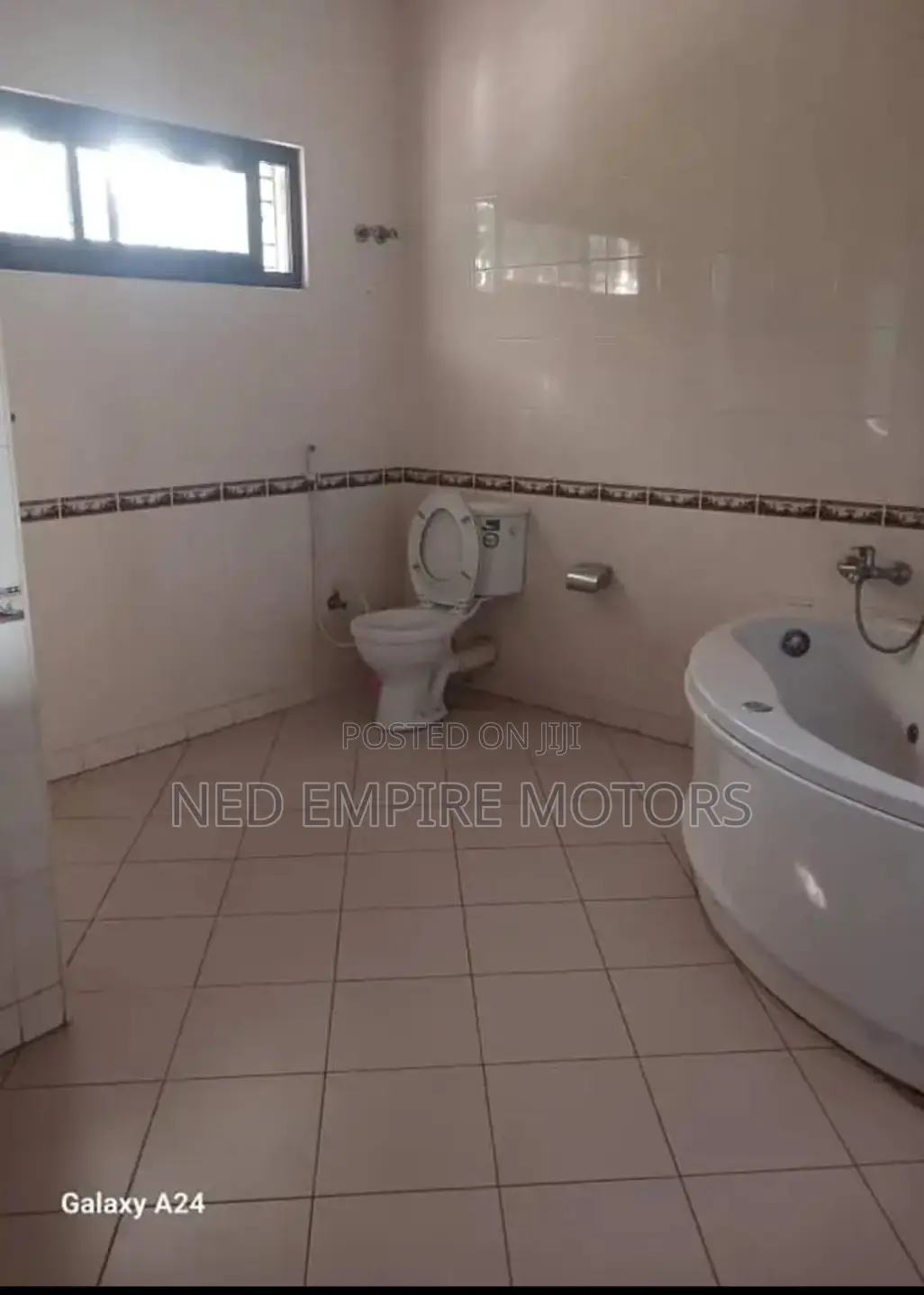 5bdrm House in Upanga East for sale