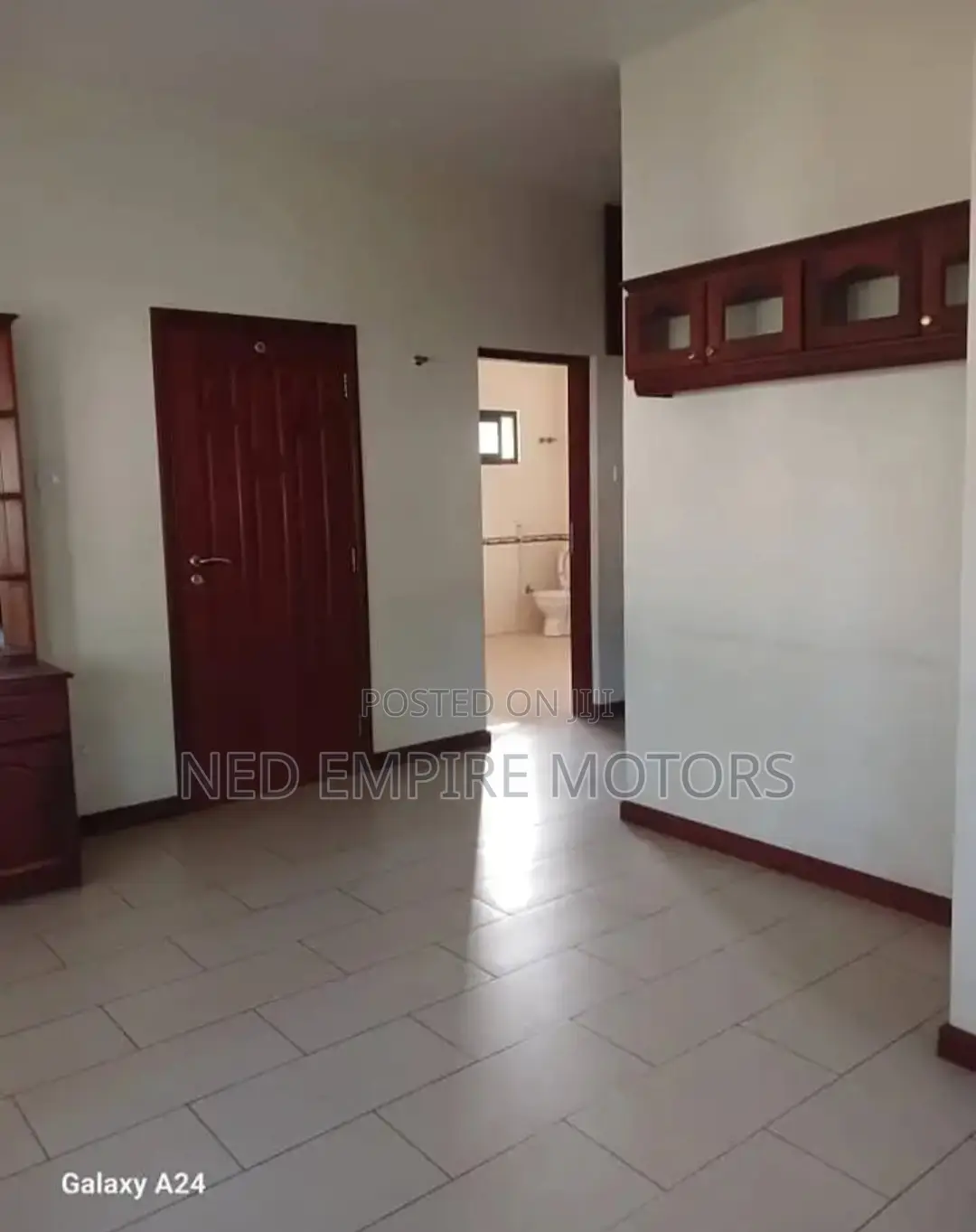 5bdrm House in Upanga East for sale