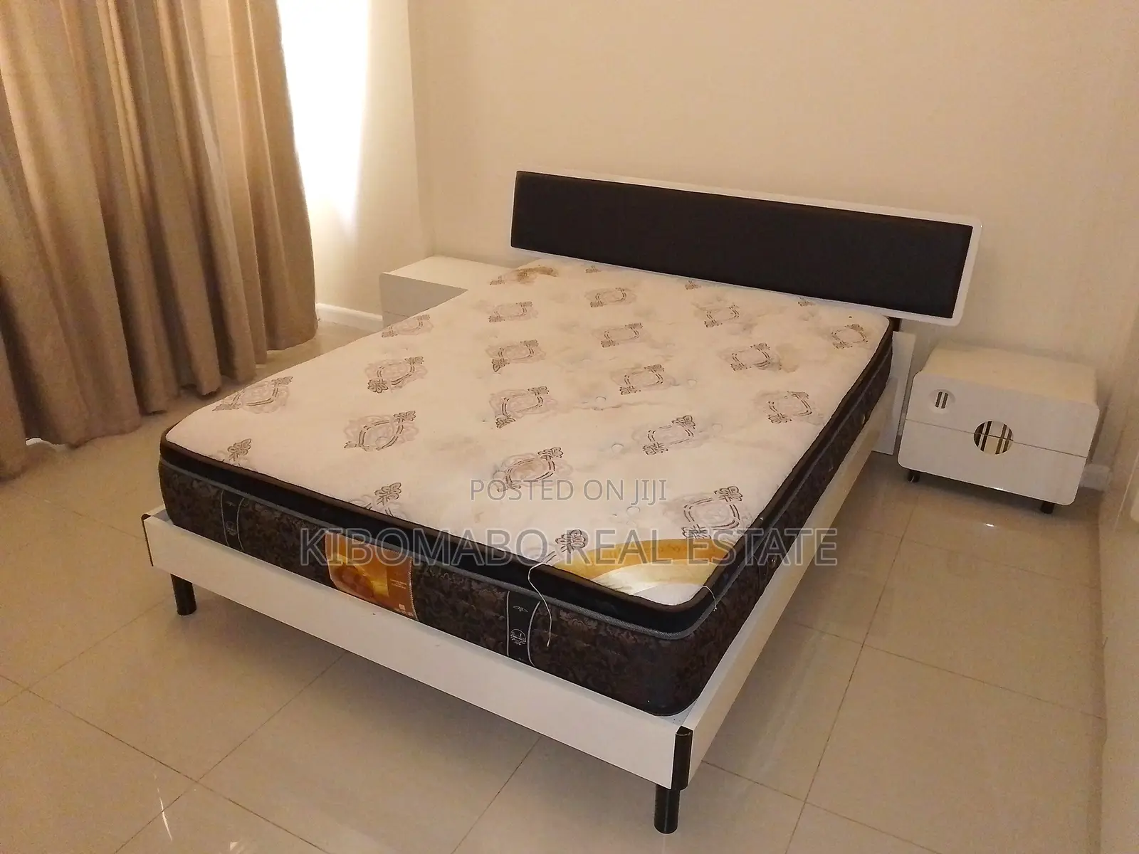 Furnished 3bdrm Apartment in Oyster Bay for sale