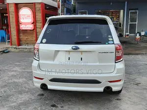 Subaru Forester 2011 Pearl