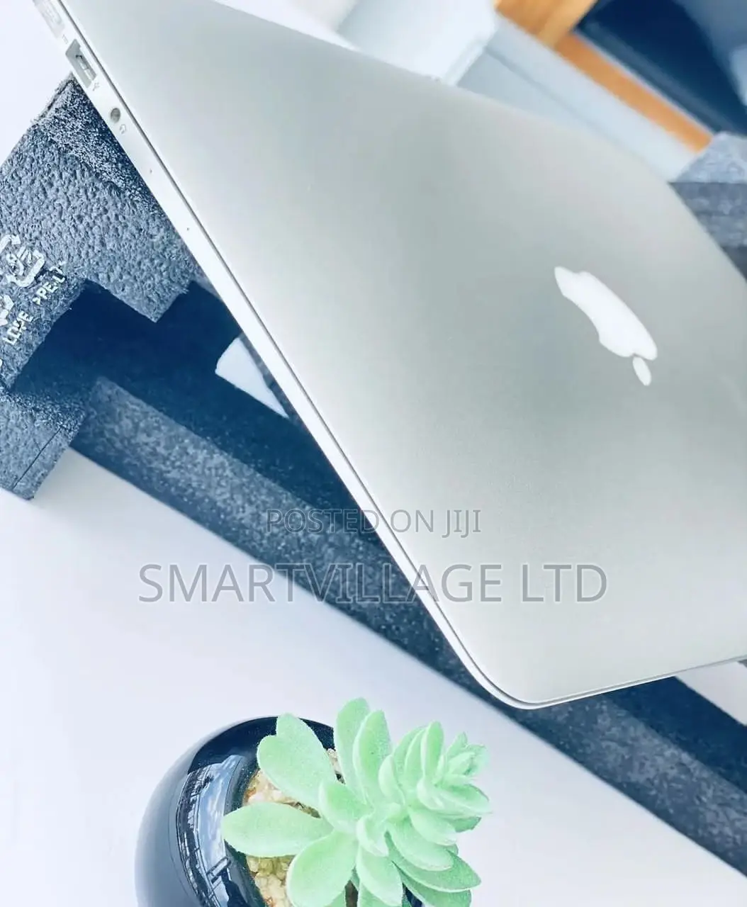 Laptop Apple MacBook Air 2017 8GB Intel Core I5 SSD 128GB