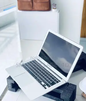Laptop Apple MacBook Air 2017 8GB Intel Core I5 SSD 128GB