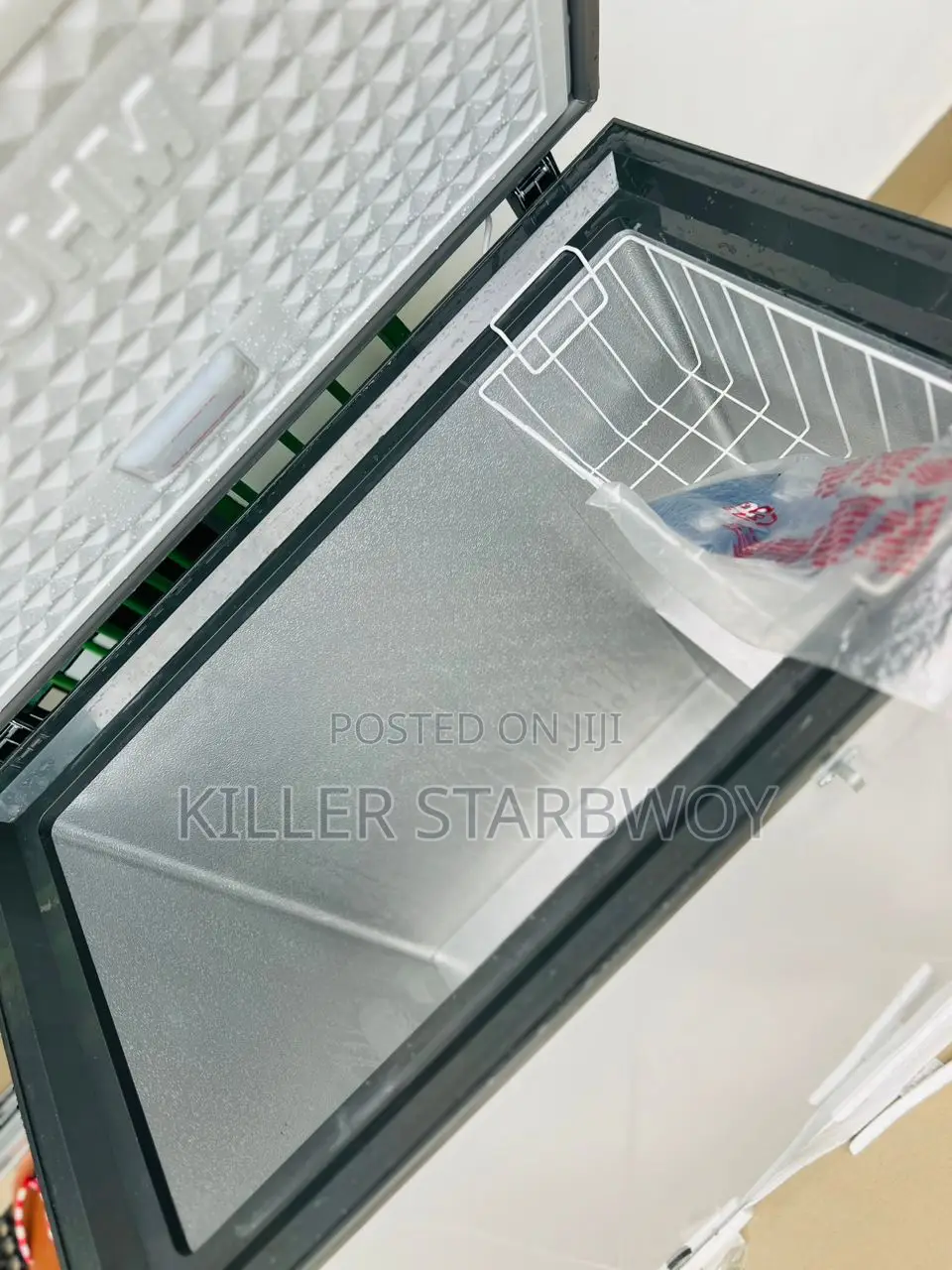 Freezer BRUHM Lita 200