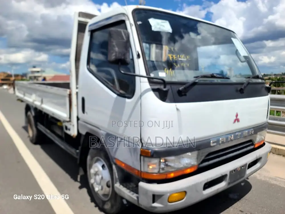 Mitsubishi Canter Tani 4.