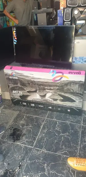 Evvoli LED Satellite TV Inch 43