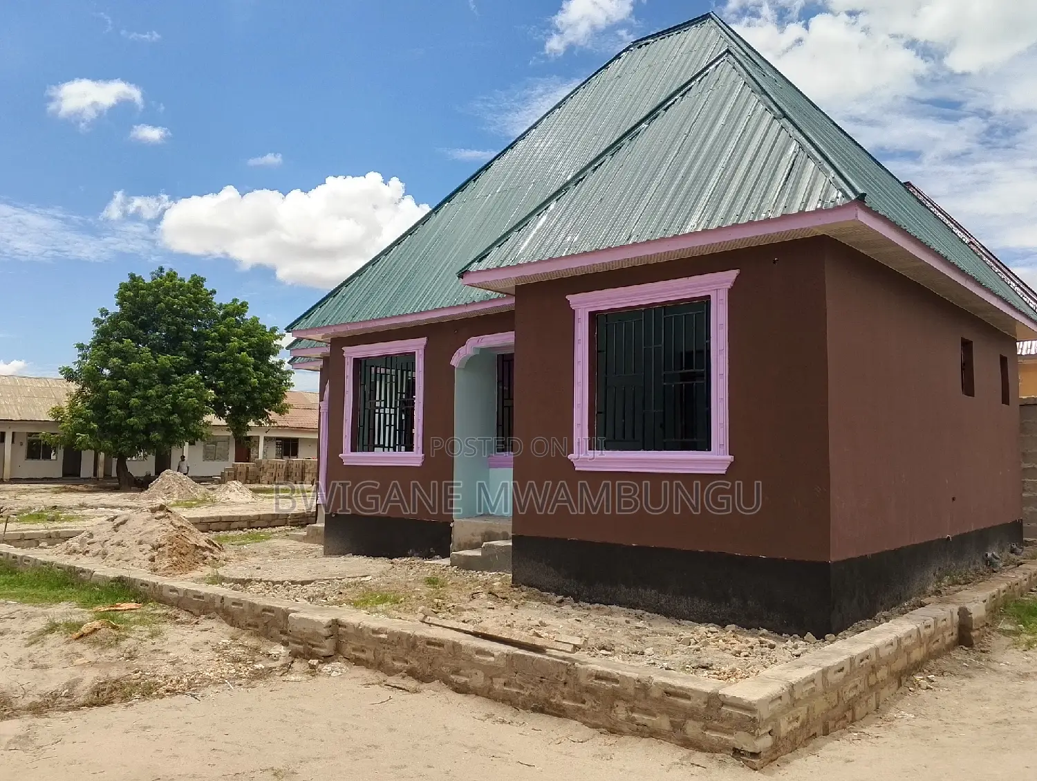 3bdrm Apartment in Mwambungu Broker, Mbagala for sale