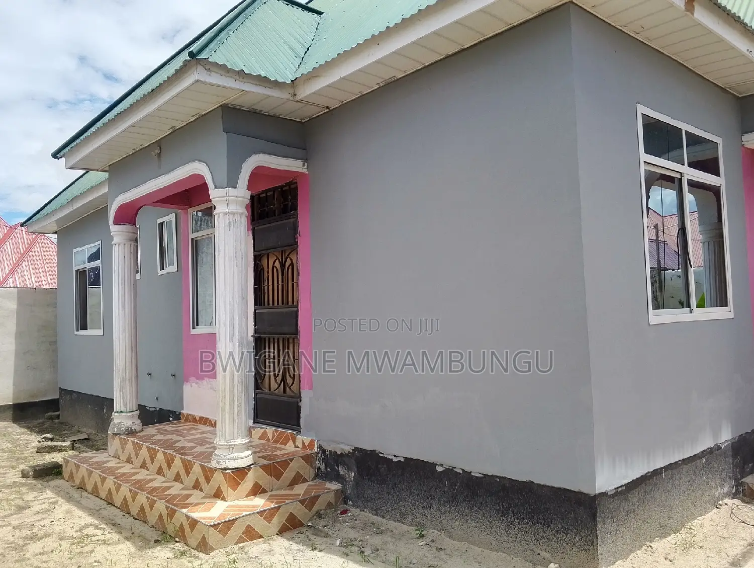 Furnished 3bdrm Apartment in Mwambungu Broker, Mbagala for sale