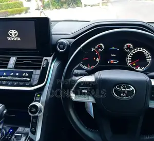 Toyota Land Cruiser 2022 White