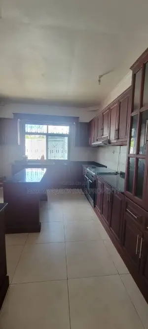 5bdrm House in Tegeta Contena, Bunju for sale
