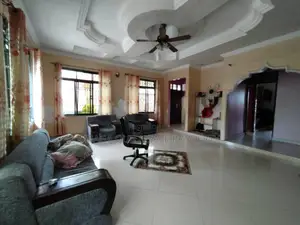3bdrm House in Buza, Keko for sale