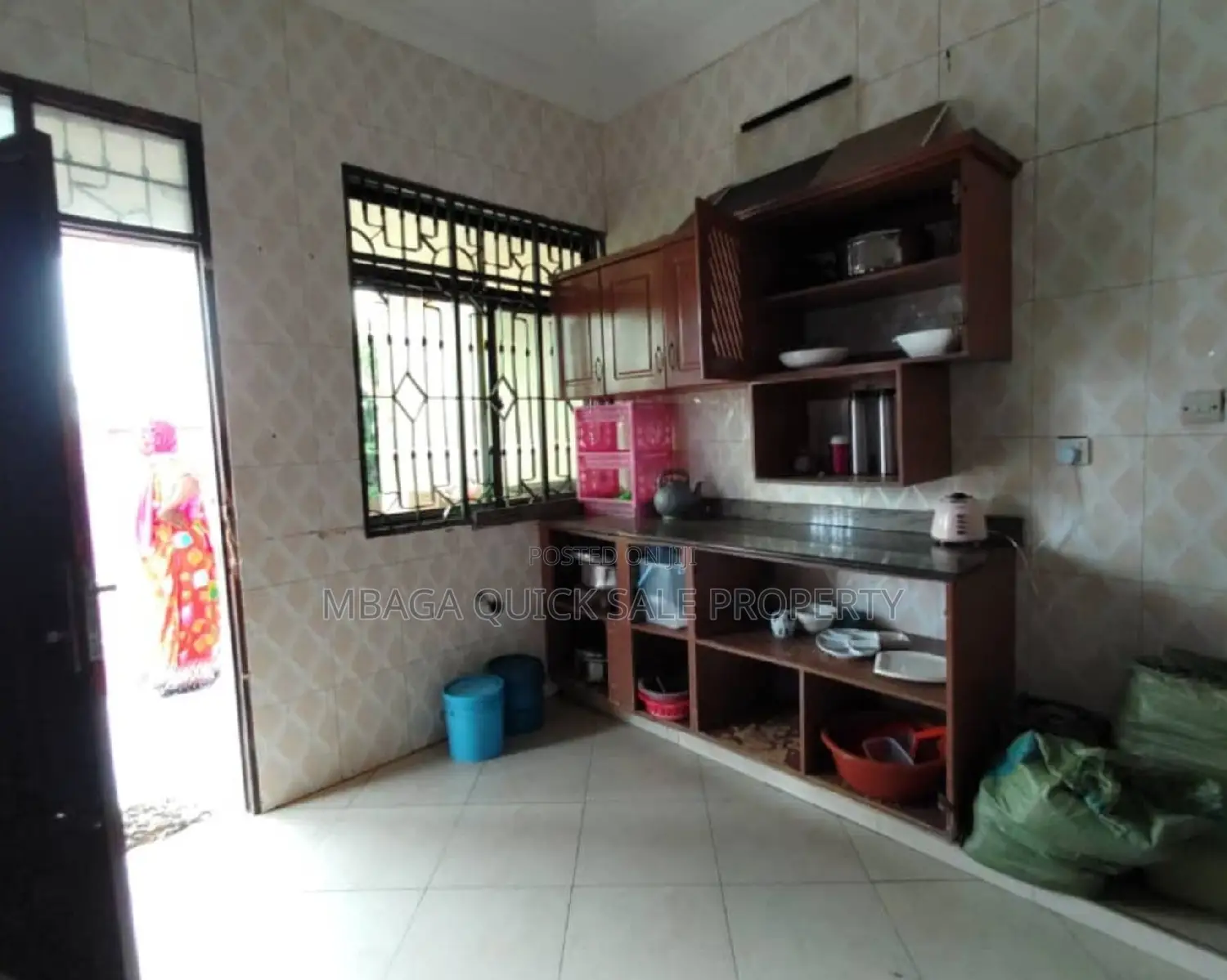 3bdrm House in Buza, Keko for sale