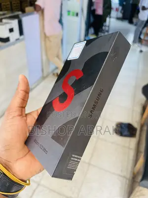 Photo - New Samsung Galaxy S22 Ultra 128 GB Silver