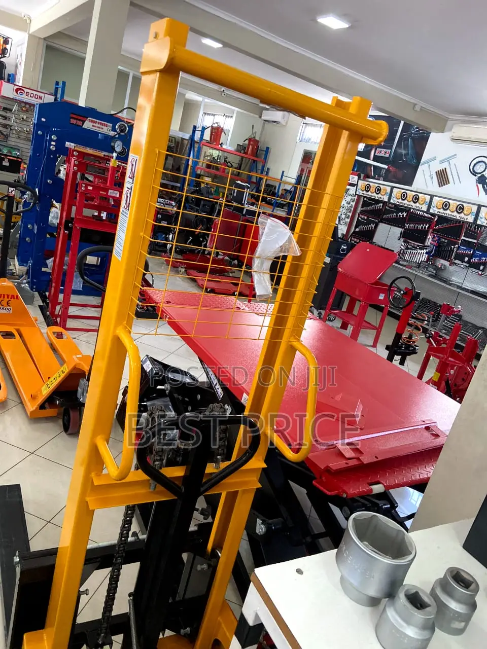 Hydraulic Hand Pallet Forklift 2 Ton